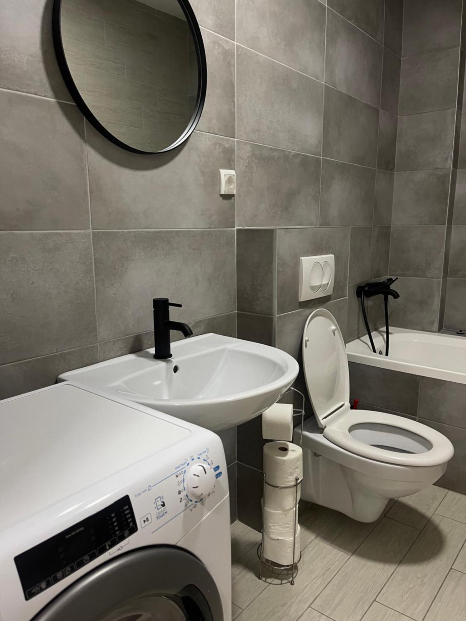 Santic Apartment *